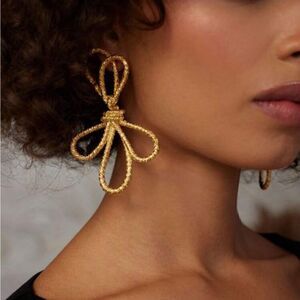 Knot earrings  M825